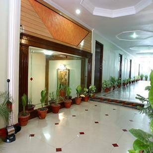 Mandakini Kanpur Esterno foto