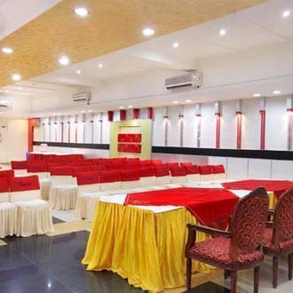 Mandakini Kanpur Esterno foto